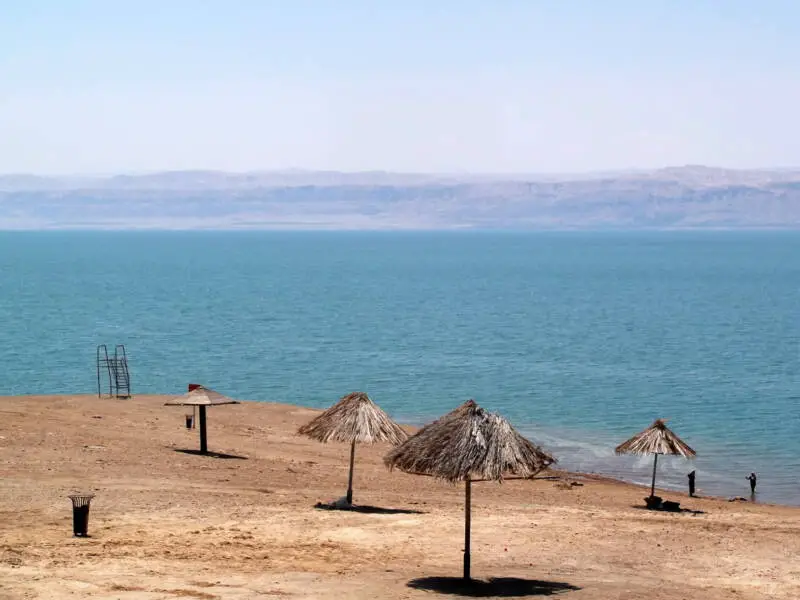 Dead Sea beach 00